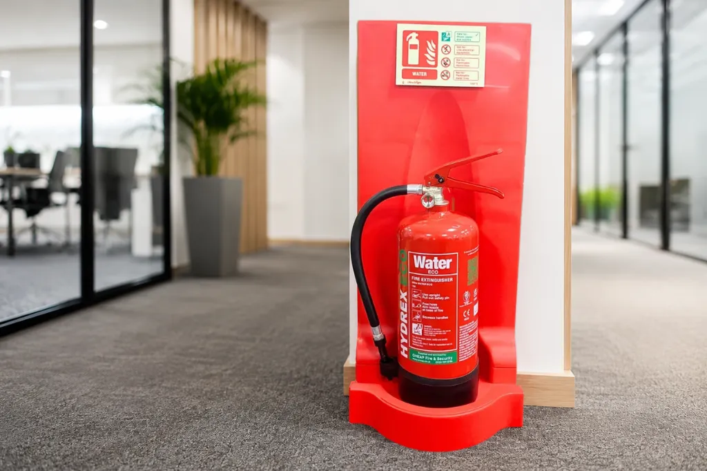 Installation and commissioning of fire extinguisher