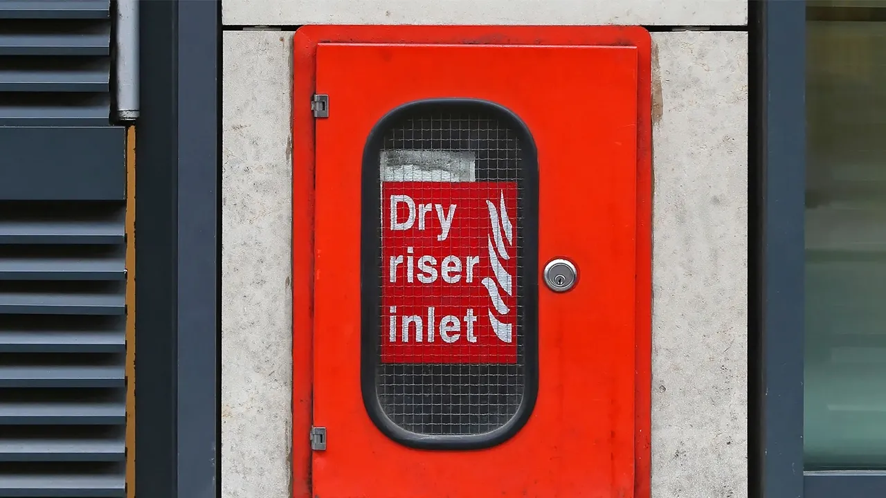 Dry riser in hotel building