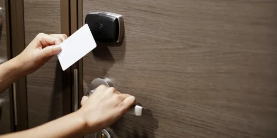 door access control security